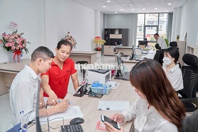CHO THUÊ TÒA NHÀ NGUYÊN CĂN PHAN VĂN HỚN DT 5X4OM HẦM+TRỆT+6 LẦU 