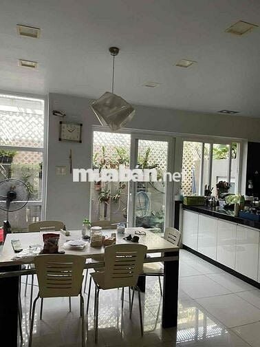 CHO THUÊ NHÀ PHỐ KHU DÂN CƯ HIM LAM – QUẬN 7  💰 Giá thuê: 60 triệu/T