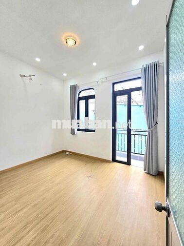 🔥🔥🔥nhà đẹp 100% 1 lầu , gần Phú Mỹ hưng quận 7🔥🔥🔥