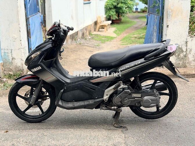 Yamaha Nouvo Đen