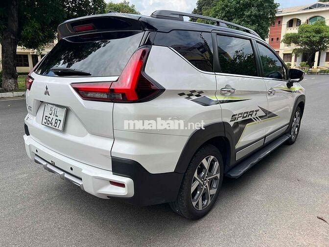 Mitsubishi Xpander Cross 2024 Trắng 7 chỗ