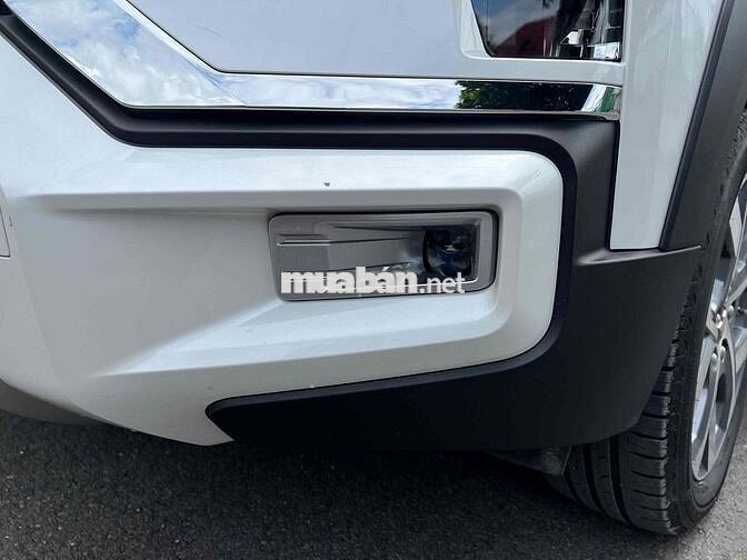 Mitsubishi Xpander Cross 2024 Trắng 7 chỗ