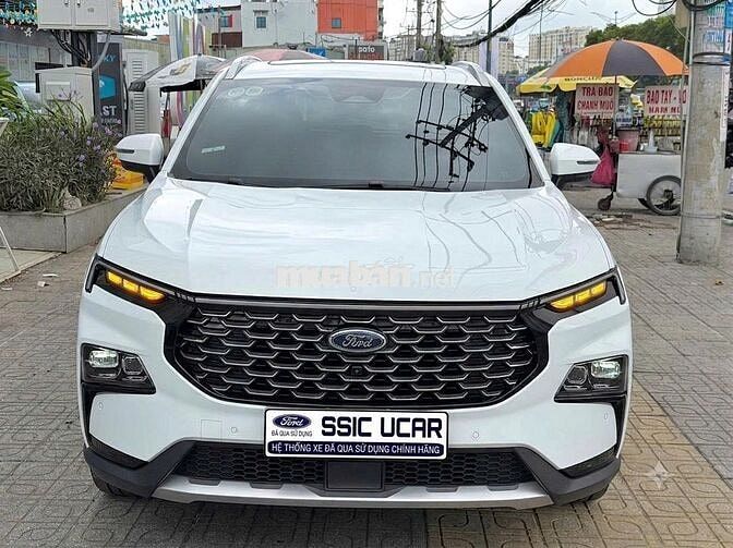 Ford Territory Titanium X - 2025