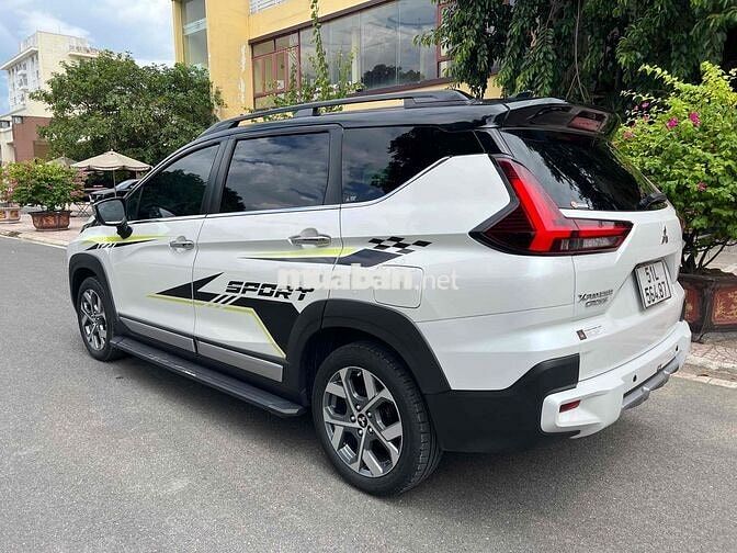 Mitsubishi Xpander Cross 2024 Trắng 7 chỗ