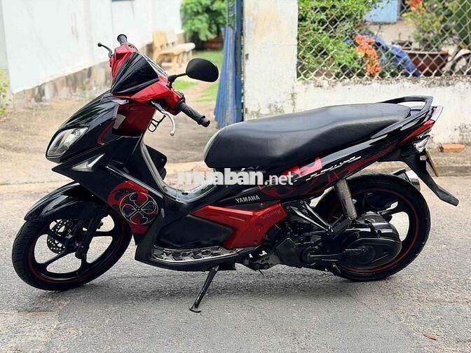 Yamaha Nouvo Đen, Đỏ