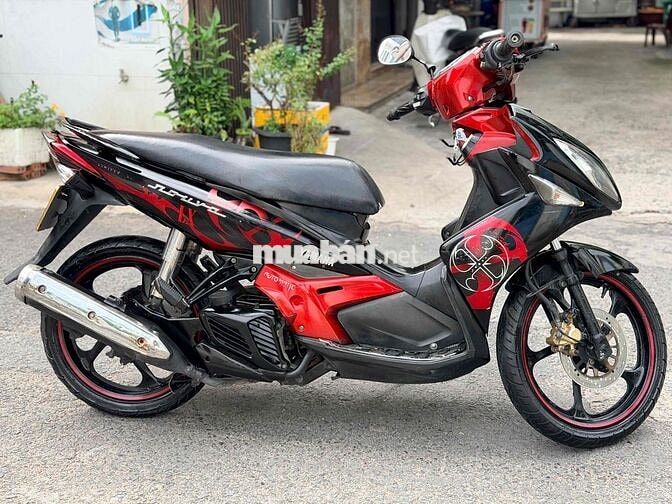 Yamaha Nouvo Đen, Đỏ