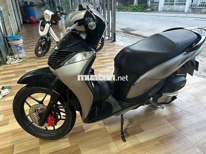Honda SH Mode 2018 Bạc