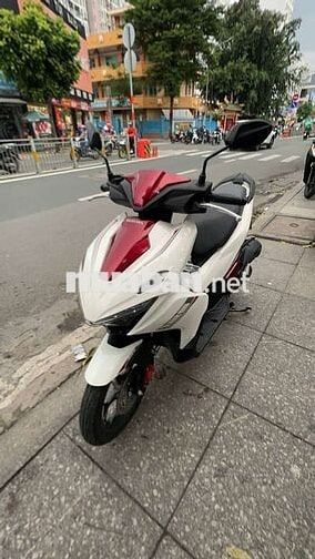 Honda Air Blade 125 2026 Trắng đỏ Mới 99%