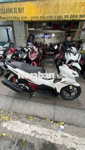 Honda Air Blade 125 2026 Trắng đỏ Mới 99%