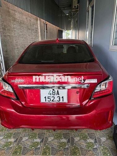 Mitsubishi Attrage 2022 CVT Premium.
