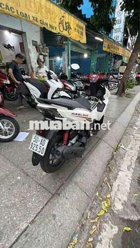 Honda Air Blade 125 2026 Trắng đỏ Mới 99%