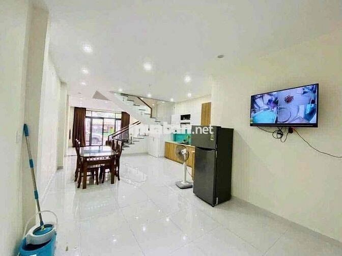 🏡🏡CHO THUÊ NHÀ 3 TẦNG 5 PHÒNG NGỦ KHU MONARCHY GẦN CẦU RỒNG