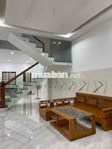 Chuyển nơi ở chính chủ bán nhà 180m2 sàn thiết kế hiện đại
