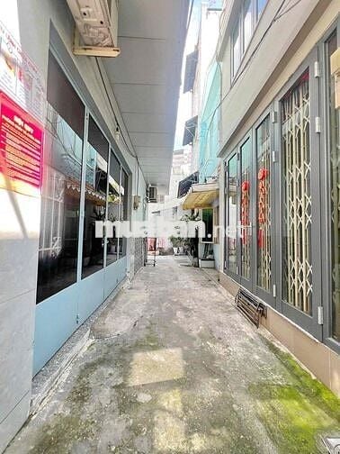 🌼 NHÀ SHR HẺM LÊ VĂN LƯƠNG Q7 🔹DT: 3.35x9m, CN: 30.15m2, H. Tây 🔹Hiện
