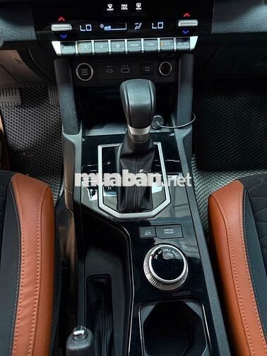 🚘🚘🚘 Mitsubishi Triton GLS 4x4 - 2024