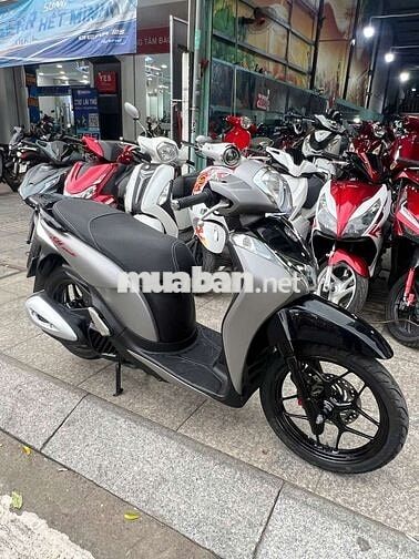 Honda SH Mode 2016 Xám đen đã sử dụng