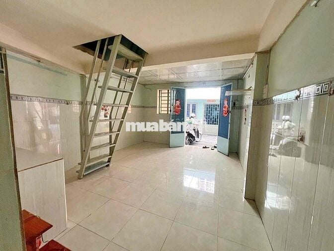 🌼 NHÀ SHR HẺM LÊ VĂN LƯƠNG Q7 🔹DT: 3.35x9m, CN: 30.15m2, H. Tây 🔹Hiện