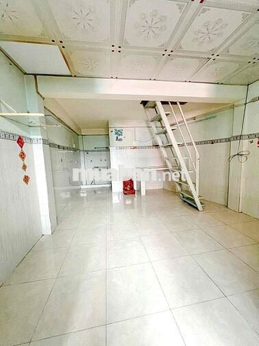 🌼 NHÀ SHR HẺM LÊ VĂN LƯƠNG Q7 🔹DT: 3.35x9m, CN: 30.15m2, H. Tây 🔹Hiện