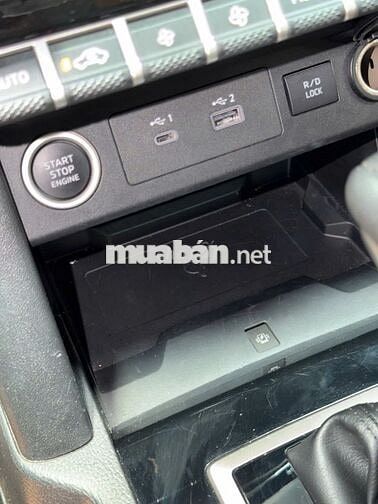 🚘🚘🚘 Mitsubishi Triton GLS 4x4 - 2024
