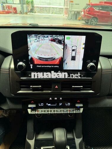 🚘🚘🚘 Mitsubishi Triton GLS 4x4 - 2024