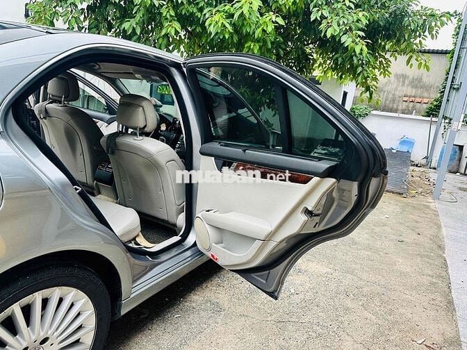 Mercedes-Benz C250 2010 Xám . 168 tr bao hs