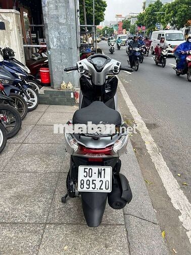 Honda SH Mode 2016 Xám đen đã sử dụng