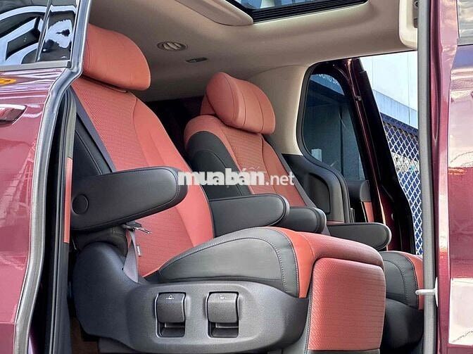 KIA CARNIVAL 2.2D SIGNATURE 2022 Số Tự Động Đỏ mận