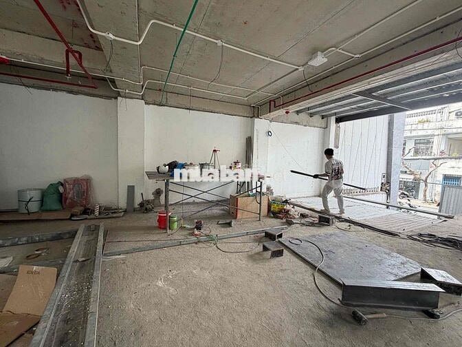 MẶT BẰNG KINH DOANH ĐA NGÀNH NGHỀ, 1 TRỆT 1 LẦU 200M2 NGAY SÁT UFM Q7