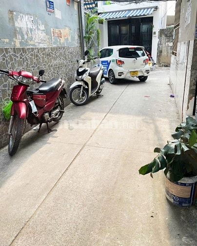 (🌹hh40tr) Nhà 2 lầu ngay Ngay Ngã tư Lạc Long quân Âu Cơ 