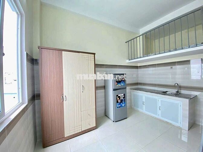 PHÒNG FULL NỘI THẤT CỬA SỔ TRỜI NGAY MẶT TIỀN LÊ VĂN THỌ