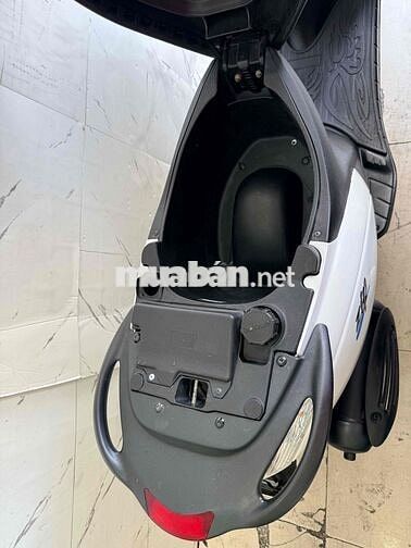 Piaggio Zip 100 2019 Trắng 19.000 Km . BSTP 9 Chủ