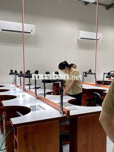 TUYỂN DỤNG NHÂN CÔNG SỬA TRANG SỨC