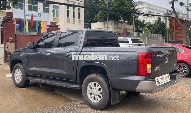 Mitsubishi Triton 2.4 L GLX 2026 Xám