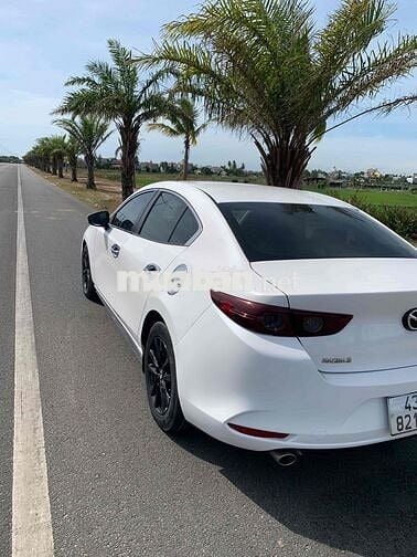 Mazda 3 Delux 2020 Trắng Việt Nam