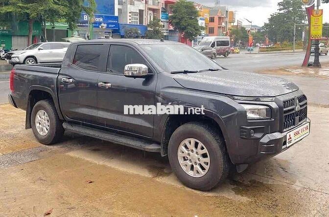 Mitsubishi Triton 2.4 L GLX 2026 Xám