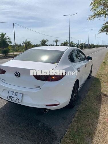 Mazda 3 Delux 2020 Trắng Việt Nam
