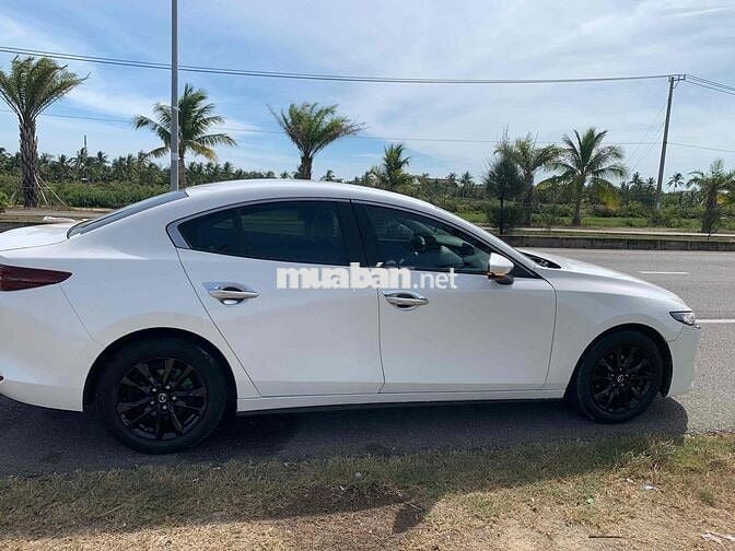 Mazda 3 Delux 2020 Trắng Việt Nam