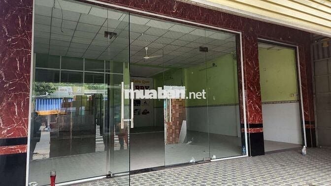 Mặt tiền kinh doanh hoặc nhà ở