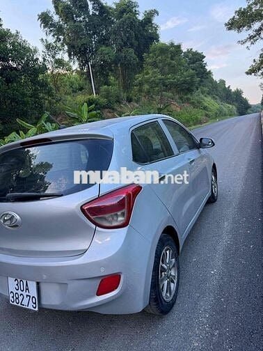 Hyundai i10 2014 Số sàn Bạc