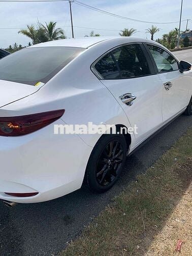 Mazda 3 Delux 2020 Trắng Việt Nam