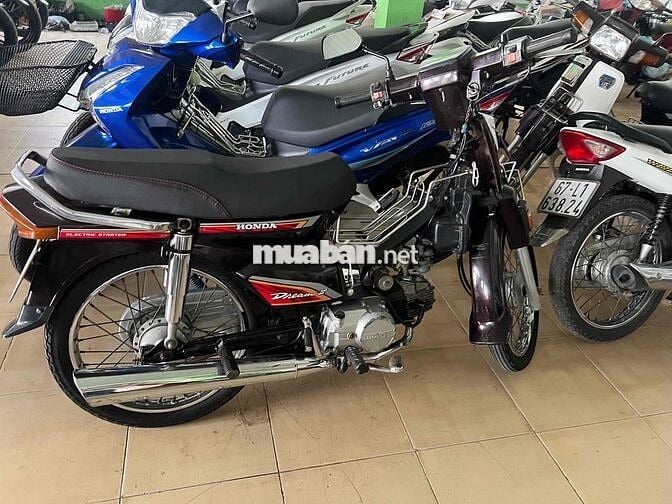 Honda Dream 2024 màu Đen