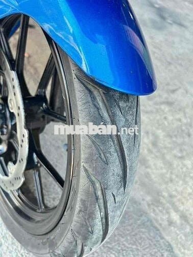 Suzuki GSX 150i Xanh Xe máy thể thao