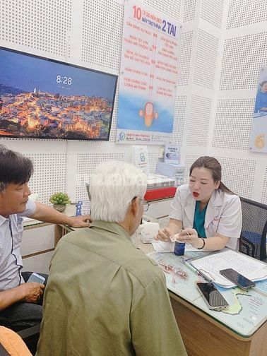 máy trợ thính món quà ý nghĩa dành tặng bác thương binh