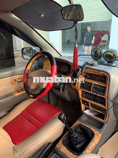 Isuzu Hi-Lander máy dầu 7 chỗ