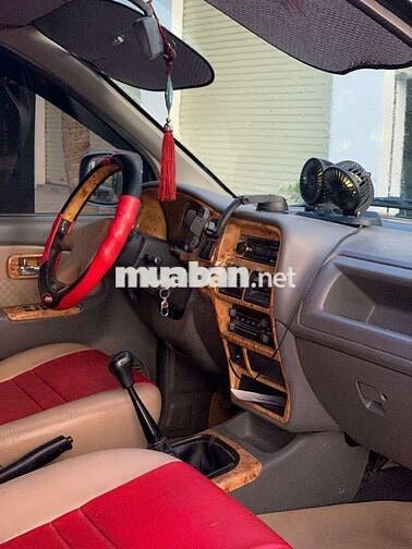 Isuzu Hi-Lander máy dầu 7 chỗ
