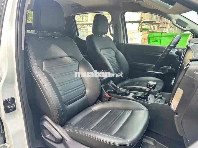 Ford Ranger Sport 2025 2.0 4x4 Trắng 14.000 km
