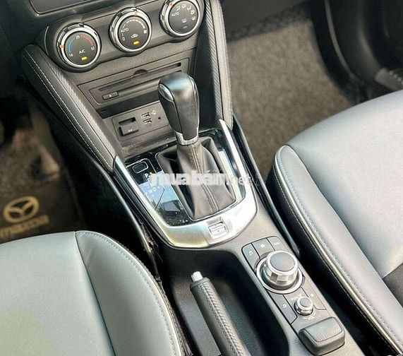 Mazda 2 Luxury Sport 2021 Trắng 5.5 vạn km