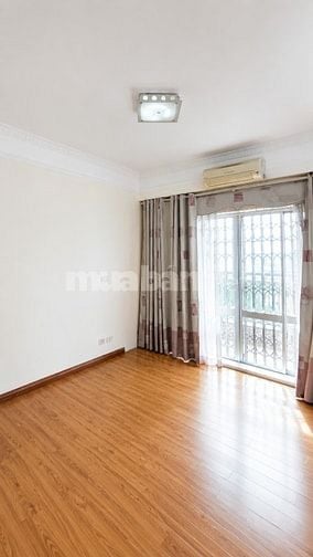 Cho thuê căn hộ góc 3 phòng ngủ tòa A1 Nguyễn Cơ Thạch, Mỹ Đình