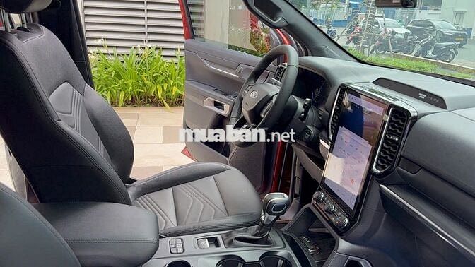Ford Everest Titanium 2023 Đỏ 3429 KM