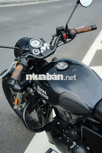 Royal Enfield Classic 500